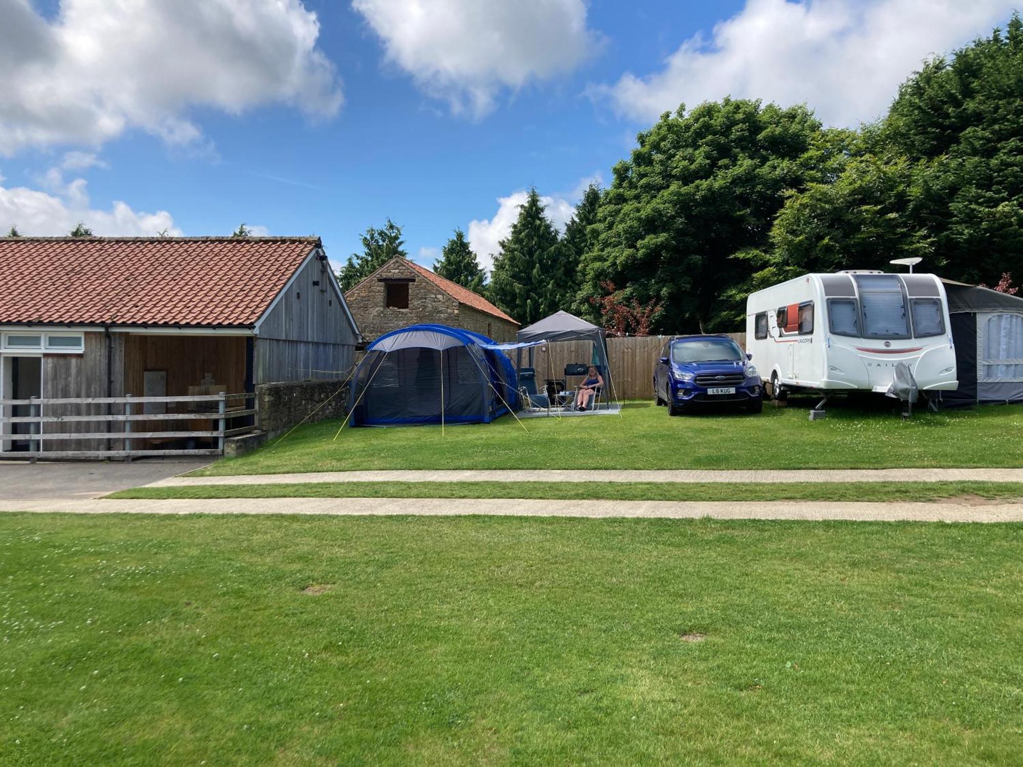 فندق Bank Top Camping-North York Moors With Pitches For Caravans, Camper Vans And Tents بيكرينغ المظهر الخارجي الصورة